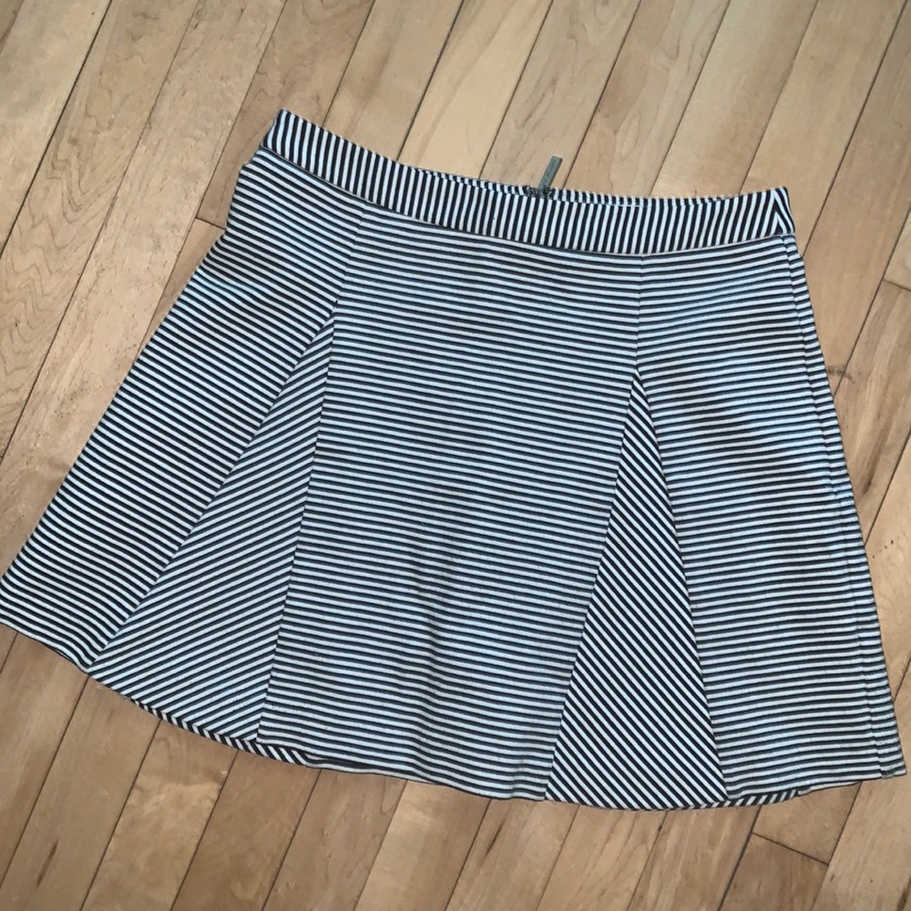 Black and white striped Michael Kors pleated skirt